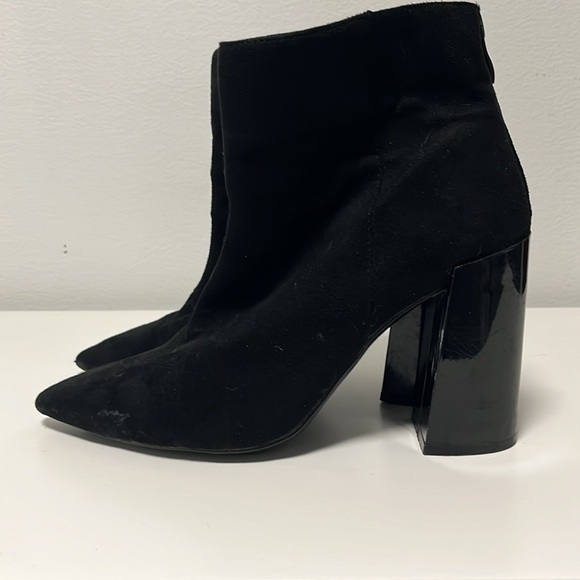 Ladies’ suede leather booties - Picture 4 of 7